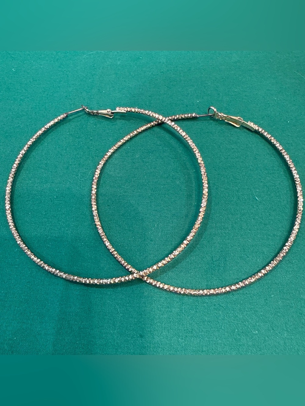 Large Goldtone Hoop Earrings 12F